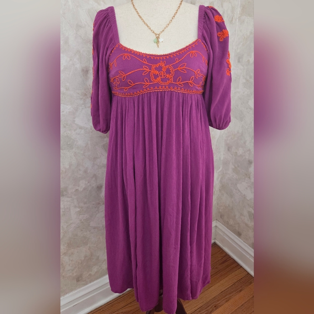 Free People Mauve Embroidered Boho Mini Dress Puff Sleeve Empire Waist XS - Picture 2 of 10